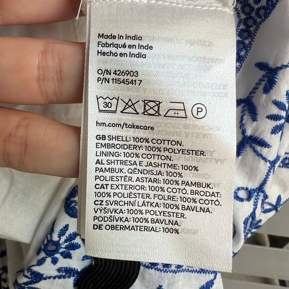 H&M White & Blue Eyelet Embroidered Cutout Dress Size M - Picture 8 of 8